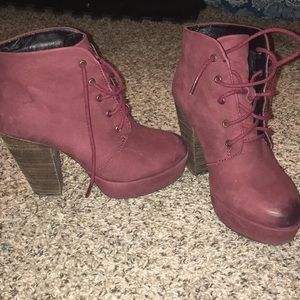 Steve Madden Raspy Platform Ankle Booties